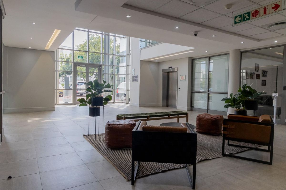 Office To Rent in Waterfall - Photo 3