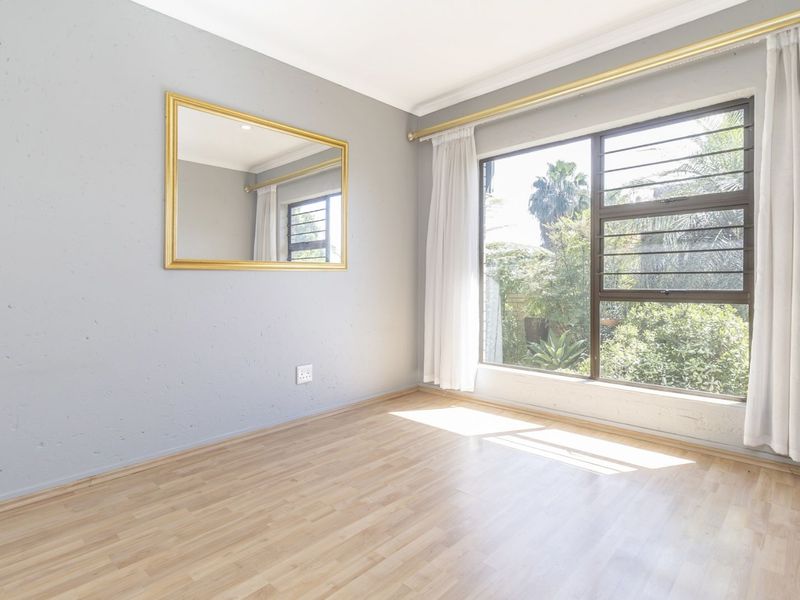 House For Sale in Randpark Ridge - Photo 10