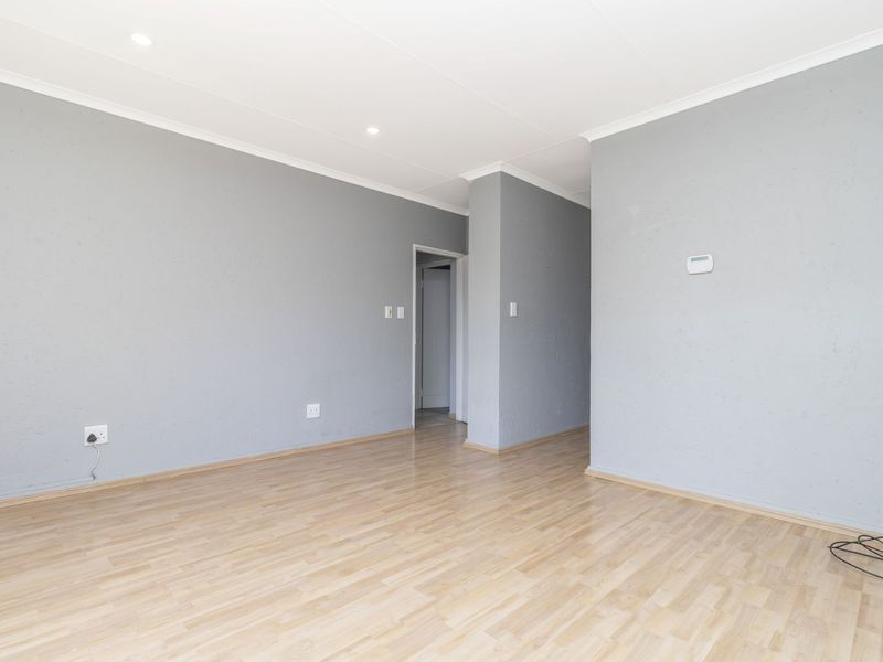 House For Sale in Randpark Ridge - Photo 4