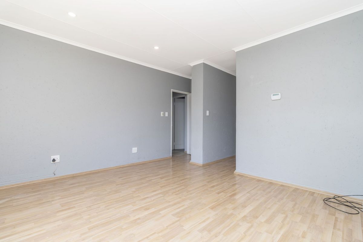 House For Sale in Randpark Ridge - Photo 4