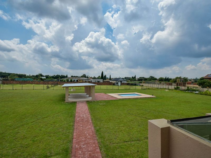 House For Sale in Grootfontein Country Estates - Photo 2