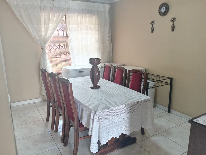 House For Sale in Georginia - Photo 6