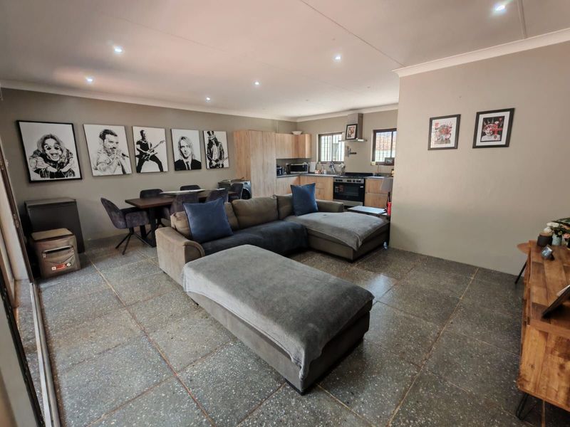 House To Rent in Irene - Photo 6