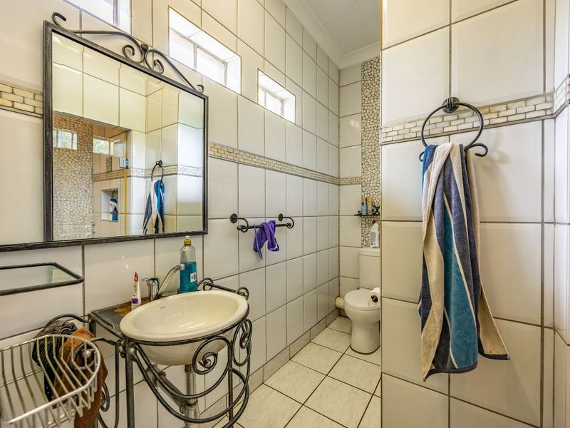 House For Sale in Colbyn - Photo 8