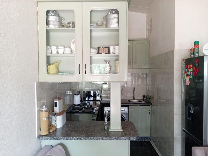 Townhouse For Sale in Florida - Photo 10