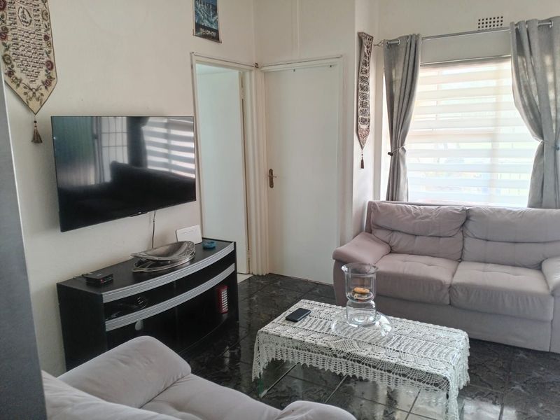 Townhouse For Sale in Florida - Photo 4