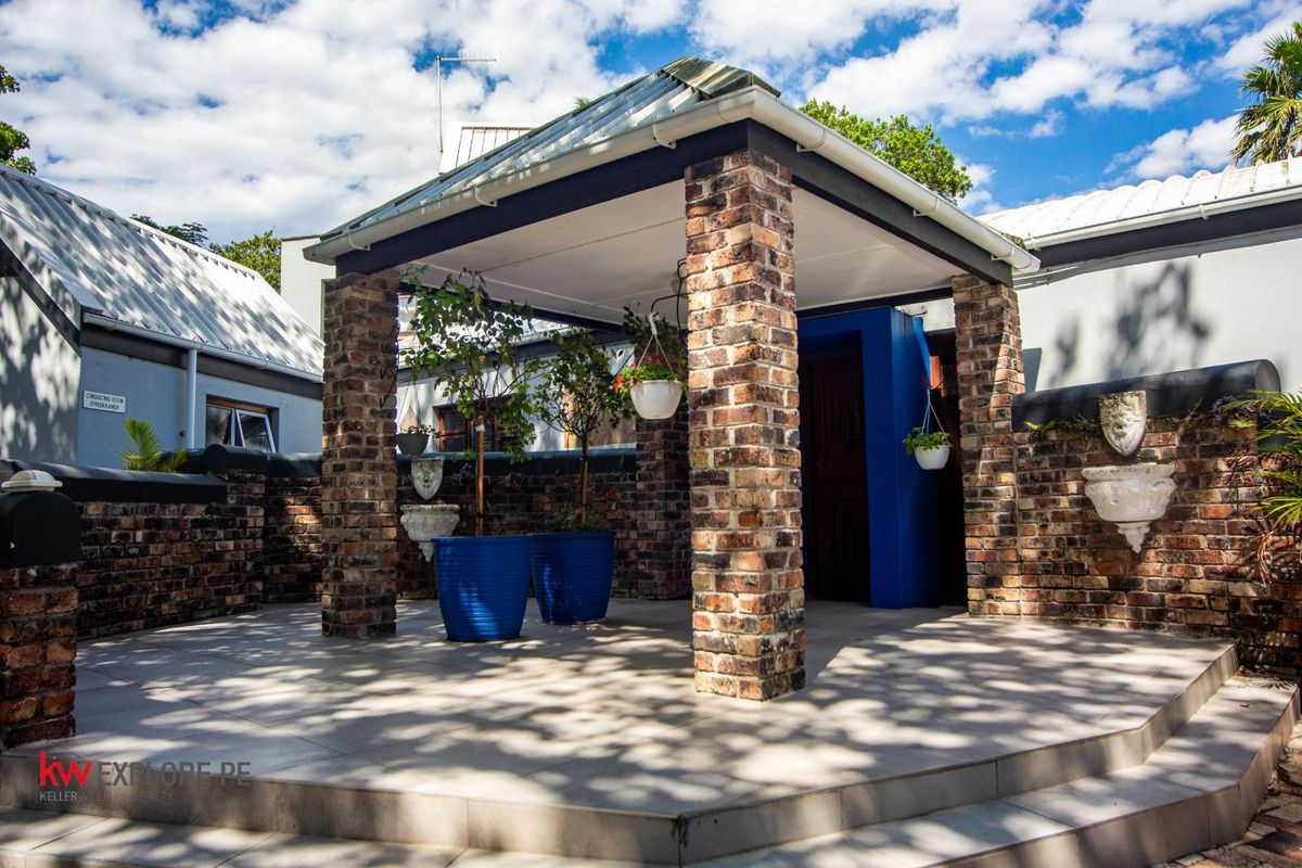 House For Sale in Walmer - Photo 2