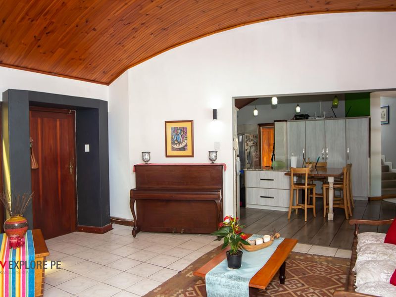 House For Sale in Walmer - Photo 8