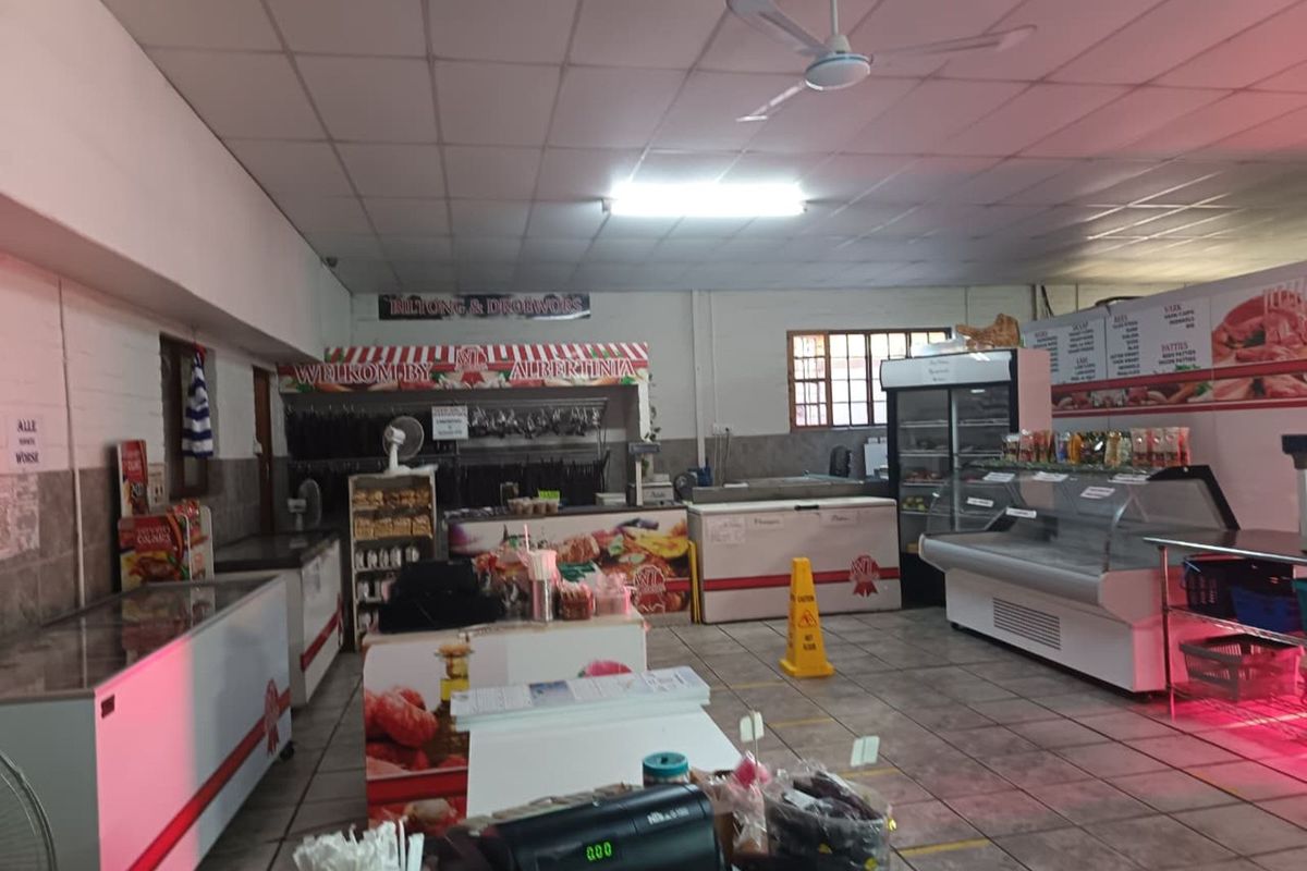 Retail For Sale in Albertinia Central - Photo 5