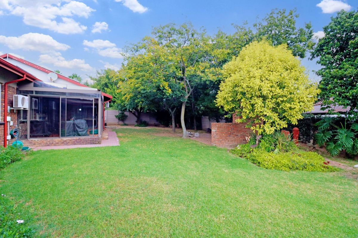 House For Sale in The Reeds - Photo 3