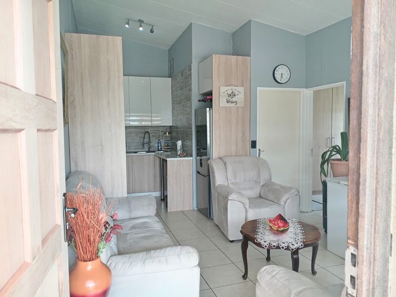 Townhouse For Sale in Florida - Photo 8