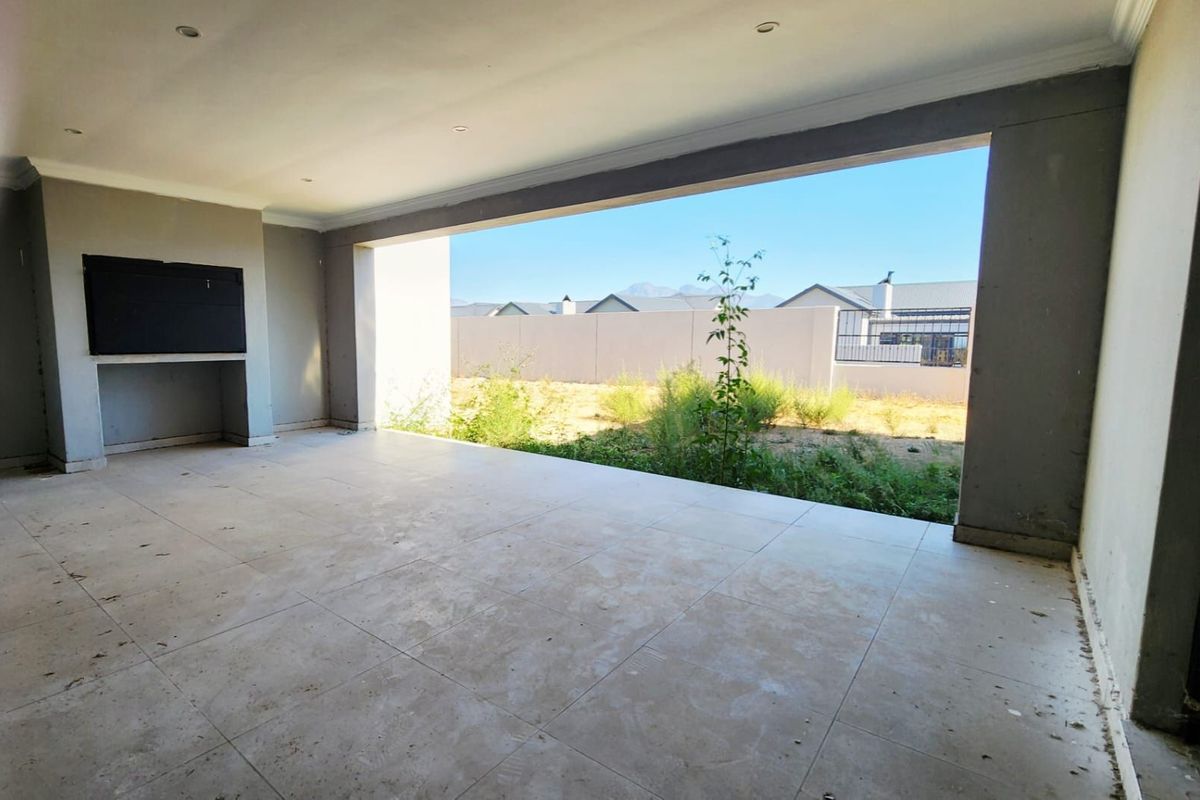 House For Sale in Klein Parys - Photo 3