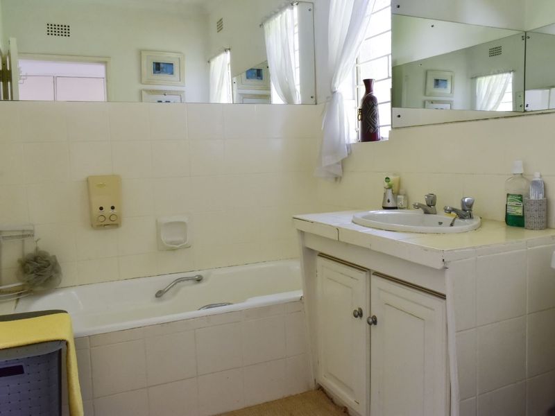 House For Sale in Weltevreden Park - Photo 10