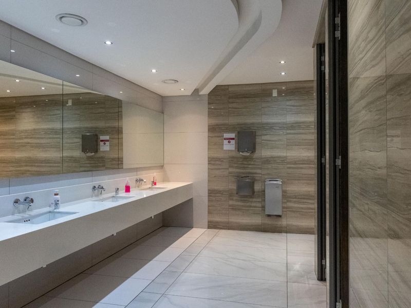 Office To Rent in Waterfall - Photo 8