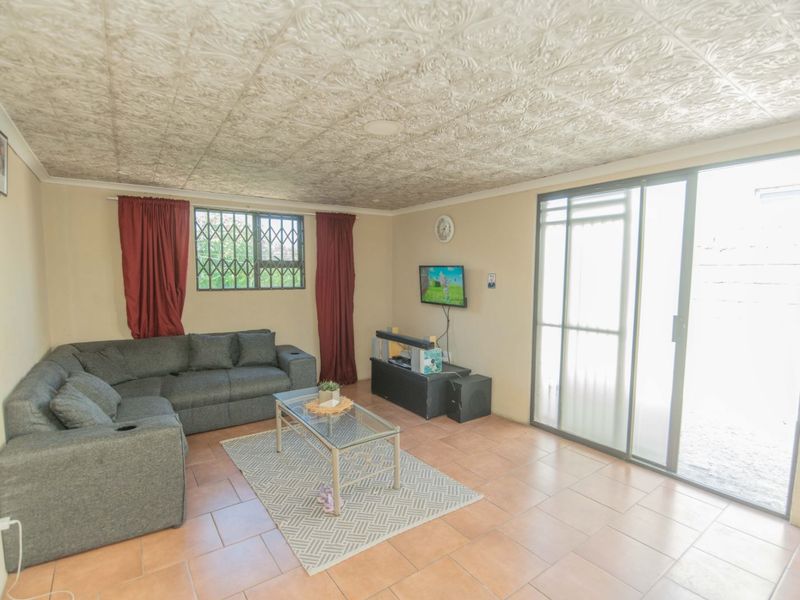 House For Sale in Algoa Park - Photo 5