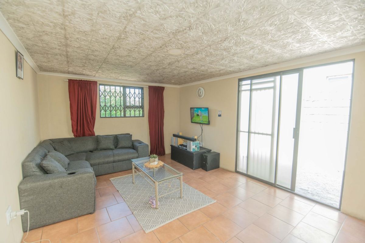 House For Sale in Algoa Park - Photo 5