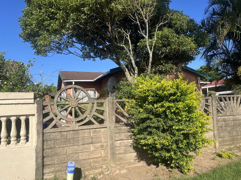 House For Sale in Esikhawini Central - Photo 6