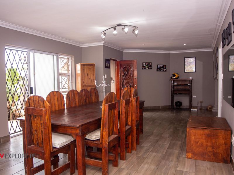 House For Sale in Summerstrand - Photo 8
