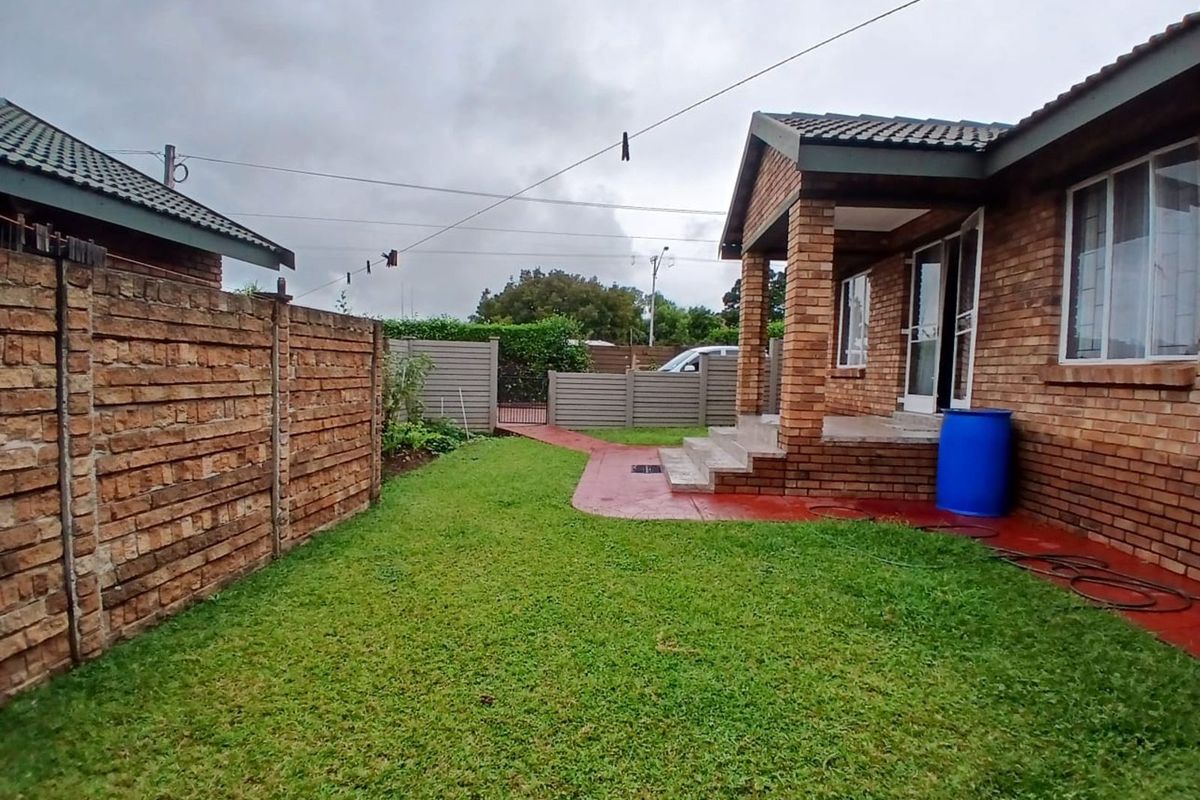 Townhouse For Sale in Ekklesia - Photo 4