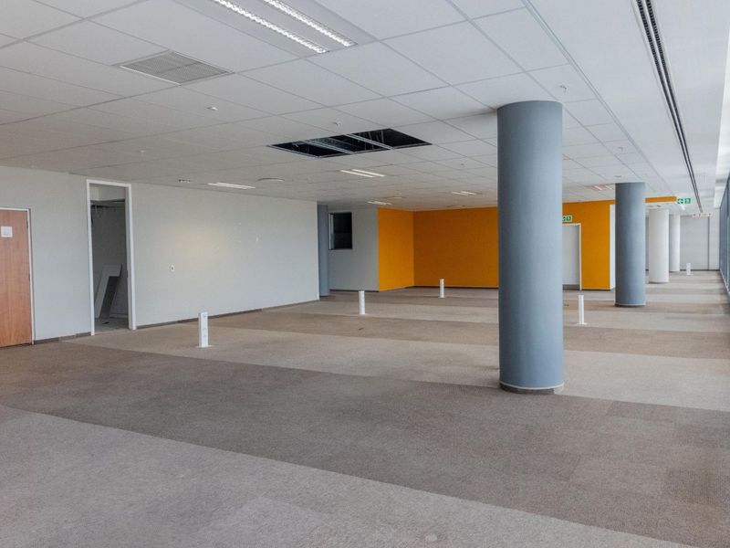 Office To Rent in Waterfall - Photo 9