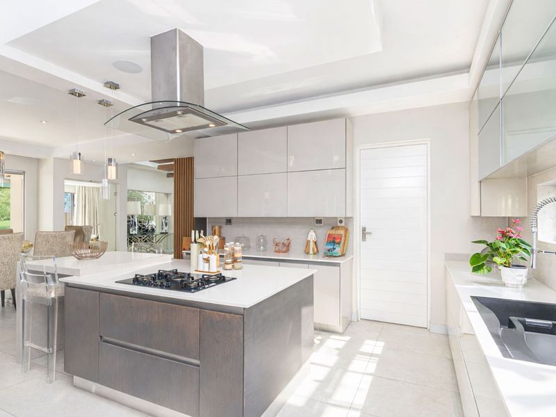 House For Sale in Waterfall Country Estate - Photo 10