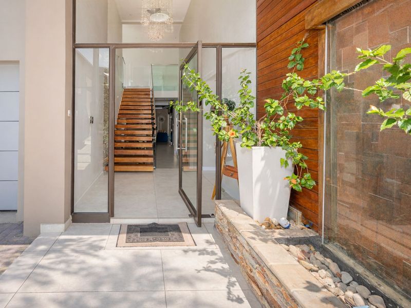 House For Sale in Waterfall Country Estate - Photo 9