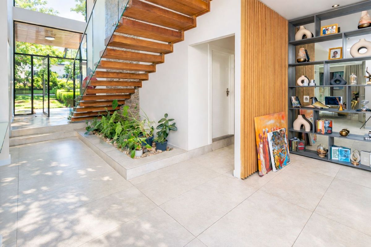 House For Sale in Waterfall Country Estate - Photo 3