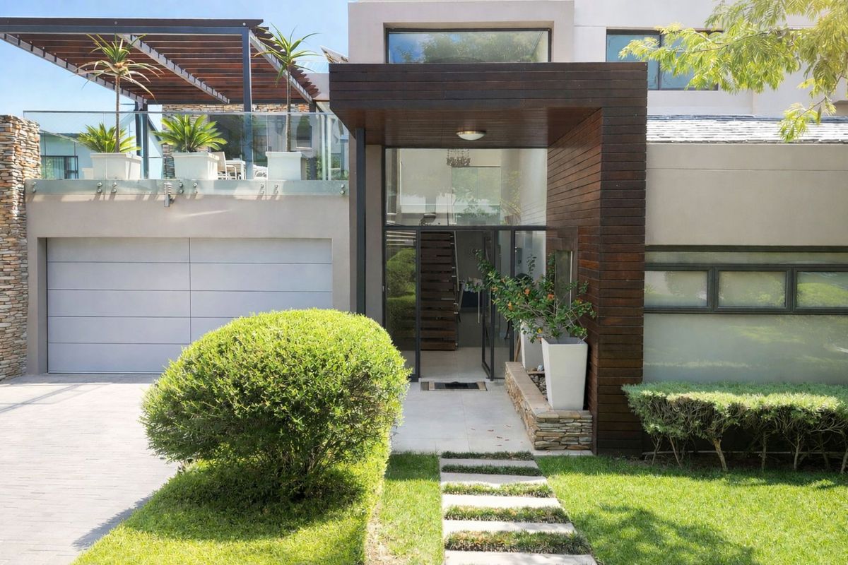 House For Sale in Waterfall Country Estate - Photo 2