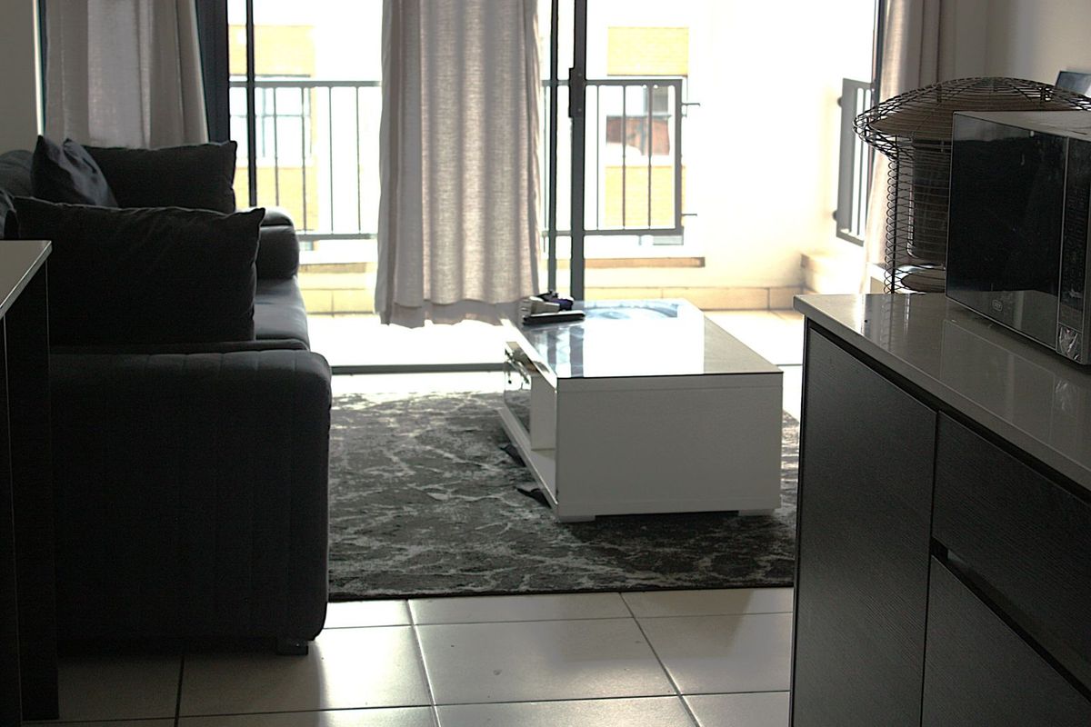 Apartment For Sale in Bryanston - Photo 4