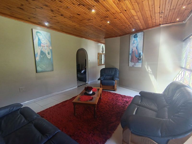 House For Sale in Shallcross - Photo 4