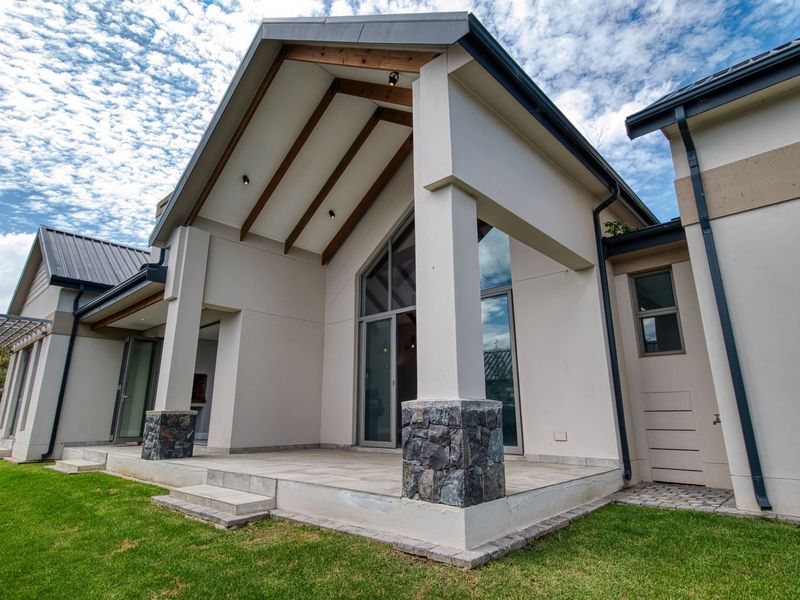 House For Sale in Kingswood Golf Estate - Photo 10