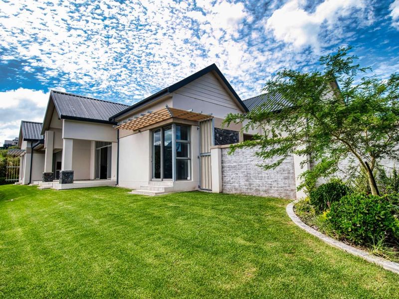 House For Sale in Kingswood Golf Estate - Photo 2