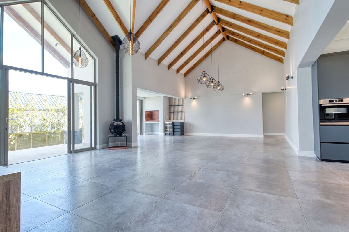 House For Sale in Kingswood Golf Estate - Photo 5