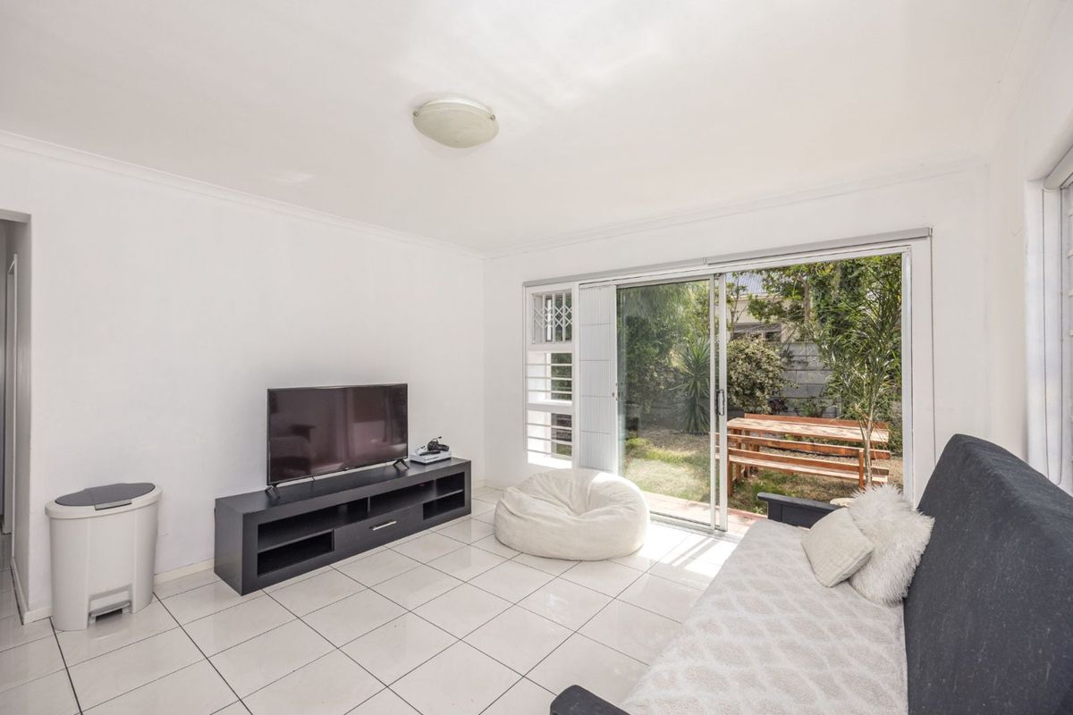 Apartment To Rent in West Beach - Photo 2