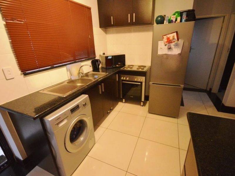 Apartment For Sale in Noordwyk - Photo 3