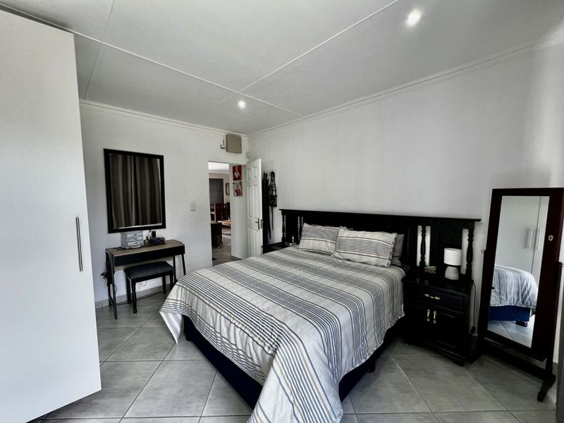 House For Sale in Reebok - Photo 7