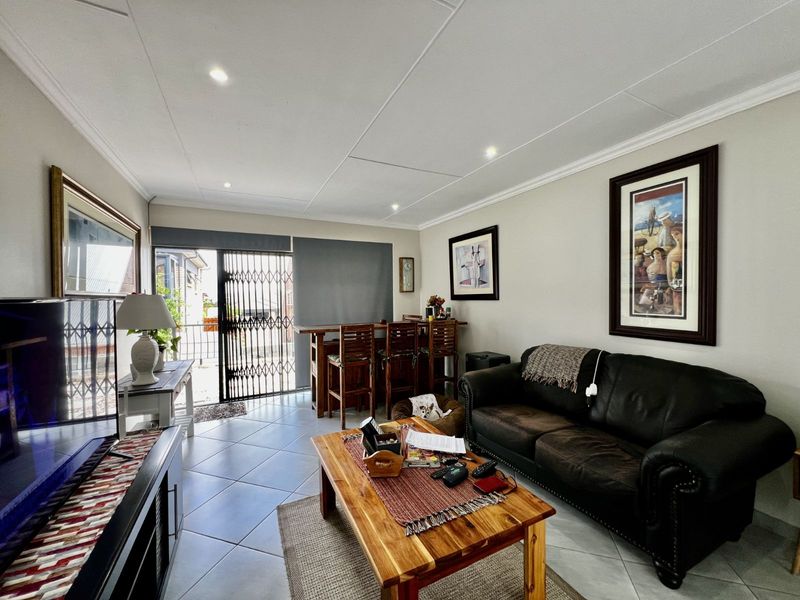 House For Sale in Reebok - Photo 6