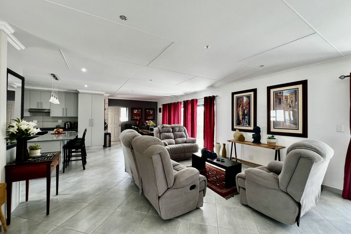 House For Sale in Reebok - Photo 3