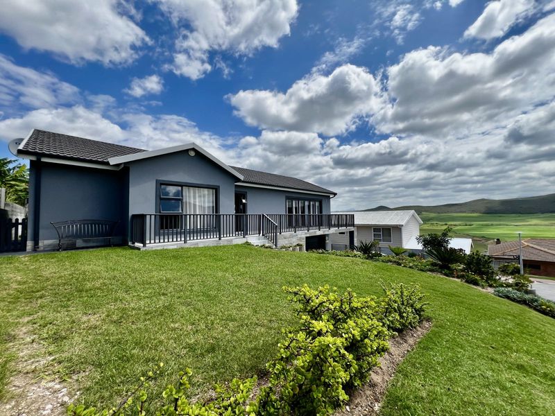 House For Sale in Reebok - Photo 2