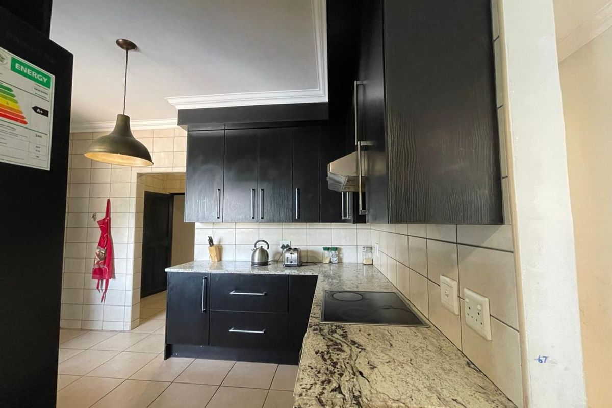 House For Sale in Amberfield Valley - Photo 5