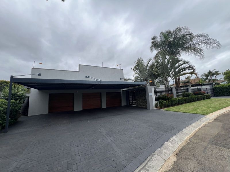 House For Sale in Bendor - Photo 2