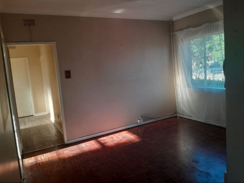 House To Rent in Woodmere - Photo 9