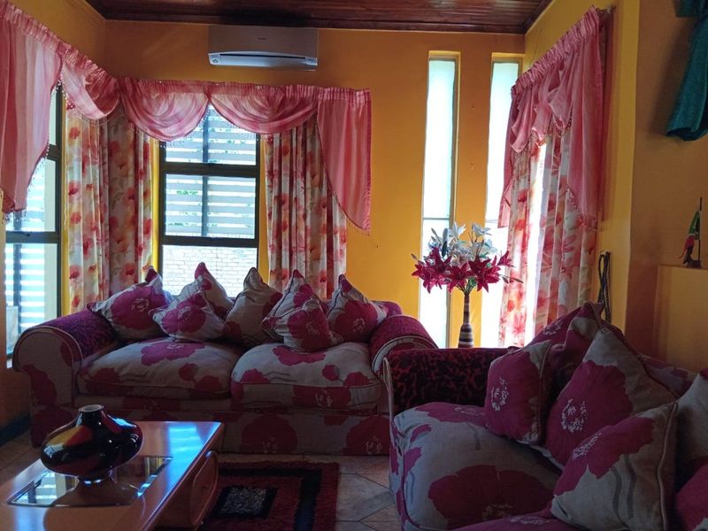 House For Sale in Blue Rise - Photo 6