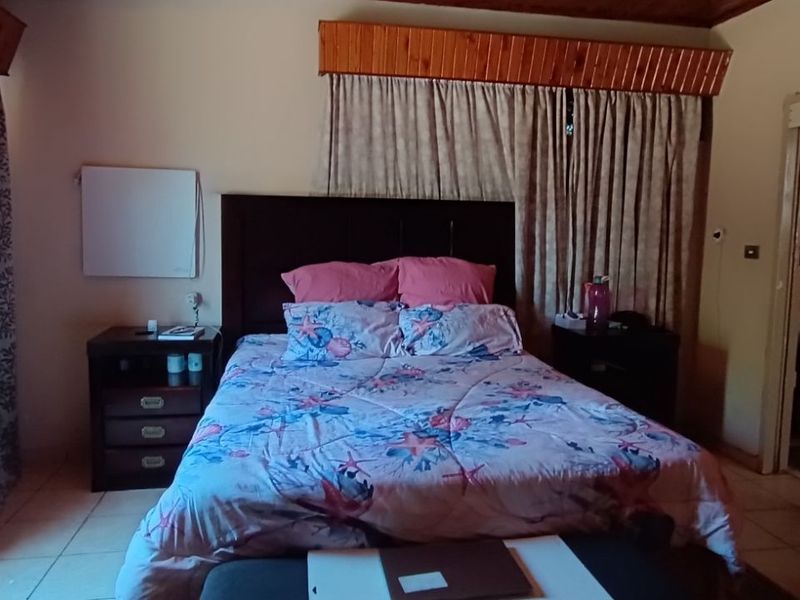 House For Sale in Kempton Park West - Photo 7