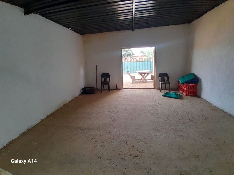 Retail For Sale in Hammanskraal Central - Photo 10