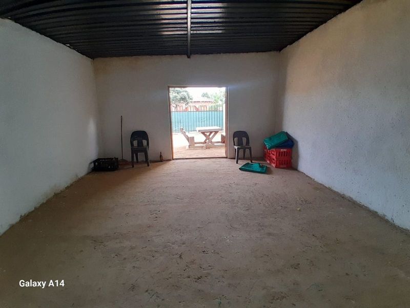 Retail For Sale in Hammanskraal Central - Photo 9