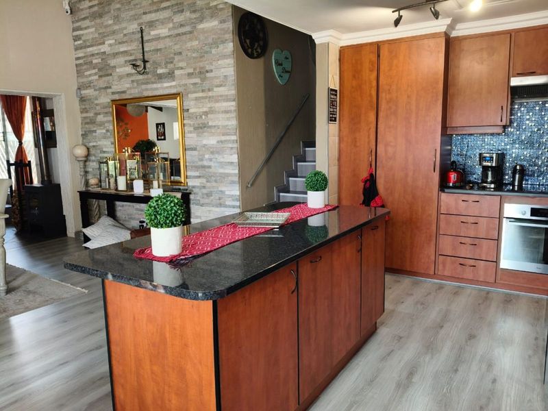 House For Sale in Kenmare - Photo 5