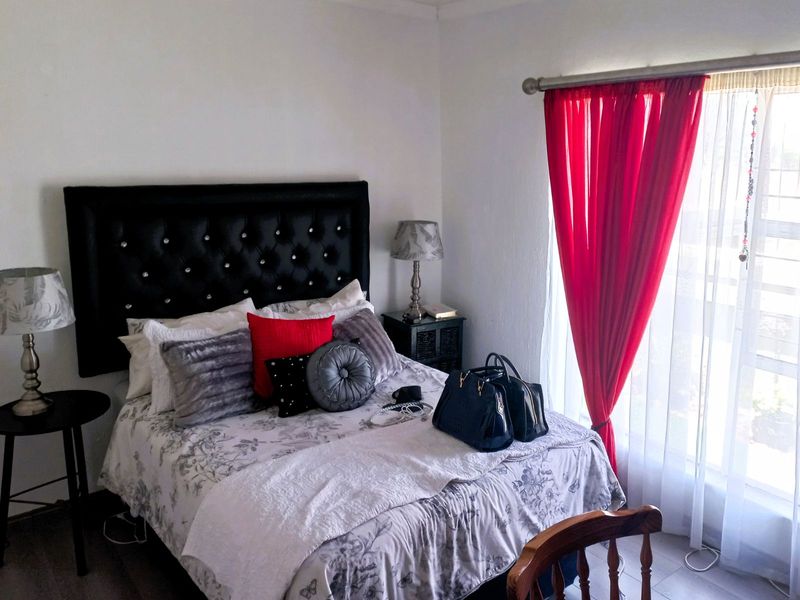 House For Sale in Kenmare - Photo 10