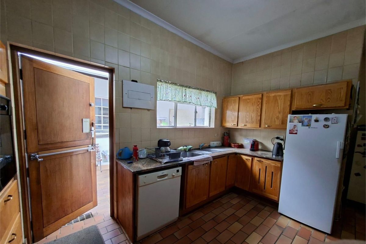 House For Sale in Rietondale - Photo 5