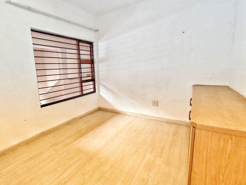 Apartment For Sale in Constantia Kloof - Photo 7